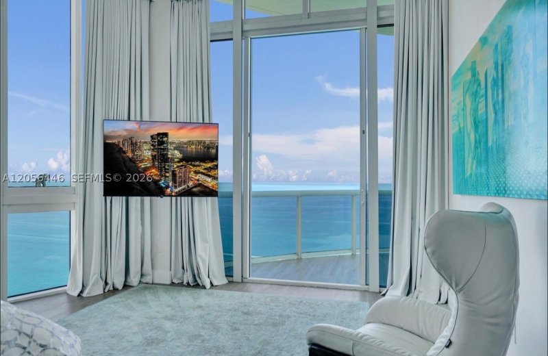 Condo for sale at Trump Tower Two 4301
