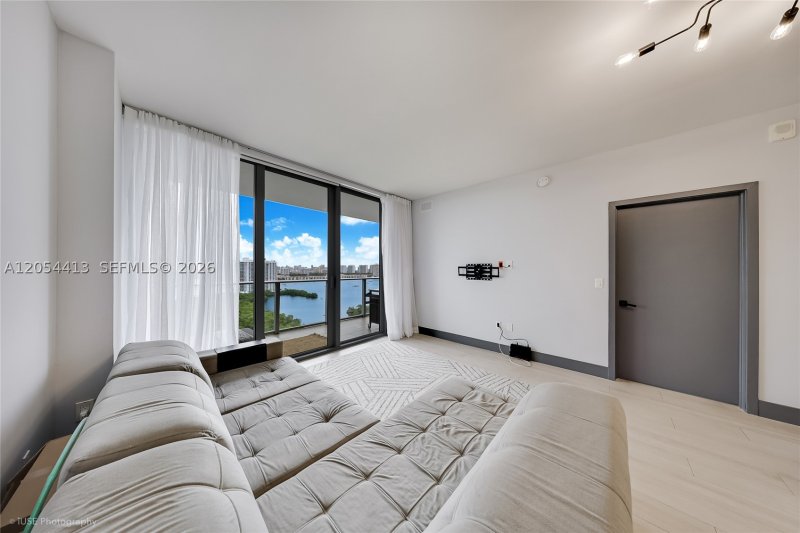 Apartment for rent at The Harbour 2205