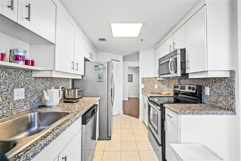 Property photo # 9