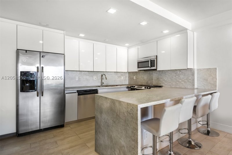 Property photo # 4