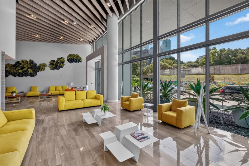 Condo for sale at Le Parc at Brickell 413