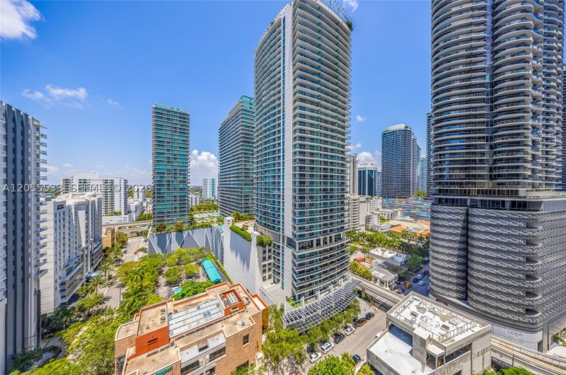 Comprar apartamento no The Bond 1803