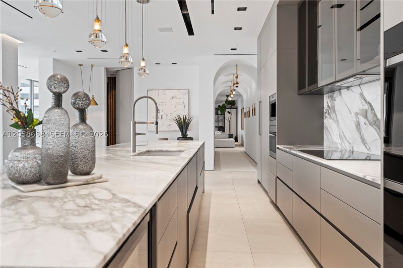Comprar apartamento no Paraiso Bay Miami BH2