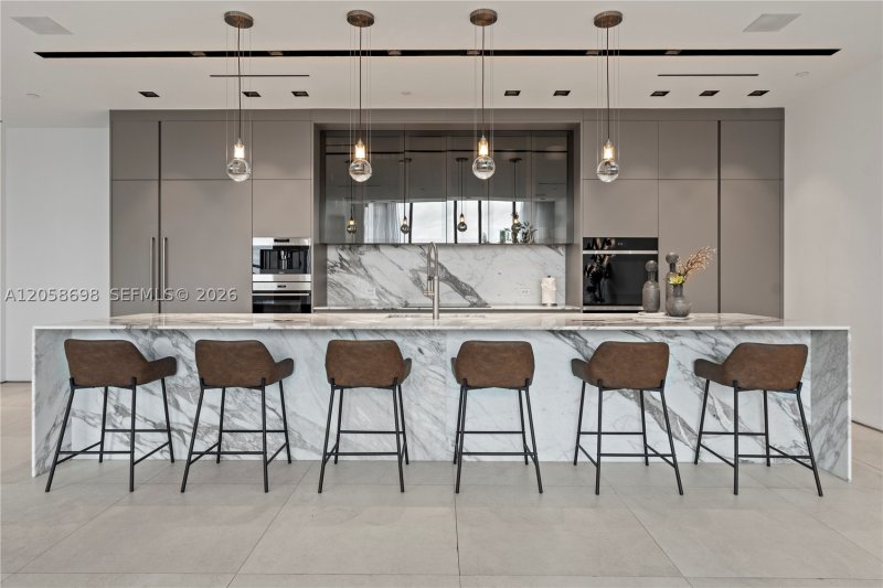 Comprar apartamento no Paraiso Bay Miami BH2