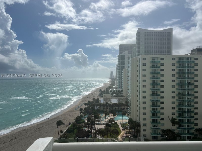 Condo for sale at Sea Air Towers 1204