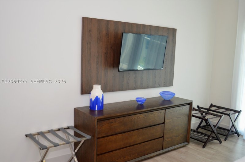 Comprar apartamento no Costa Hollywood N522