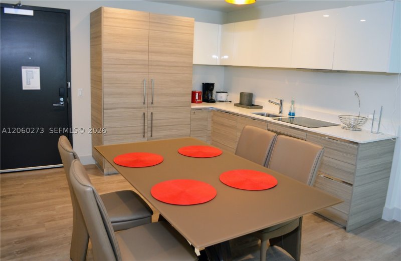 Comprar apartamento no Costa Hollywood N522