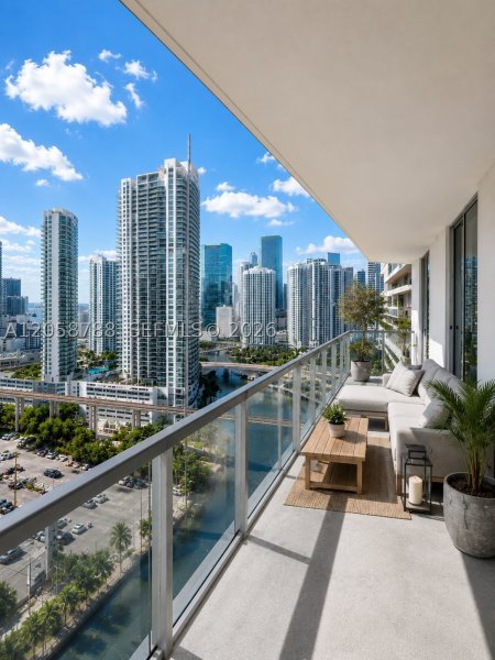 Comprar apartamento no Latitude On The River 2503
