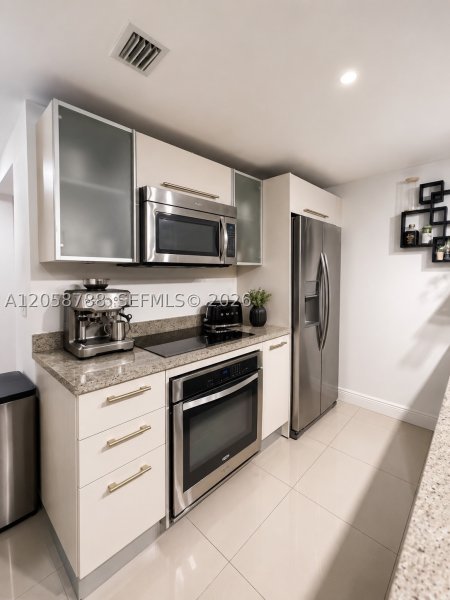 Comprar apartamento no Latitude On The River 2503