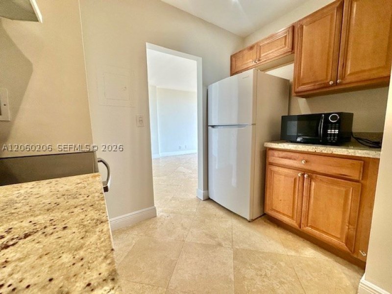 Apartment for rent at Waterside Towers 1005