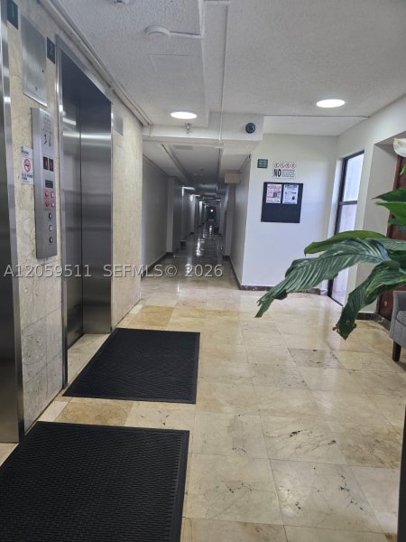 Apartment for rent at Plaza of the Americas 910
