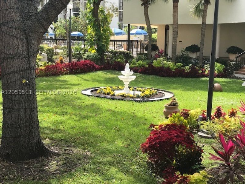 Apartment for rent at Plaza of the Americas 910