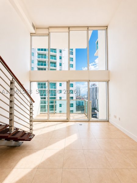 Comprar apartamento no Brickell on the River South 1415