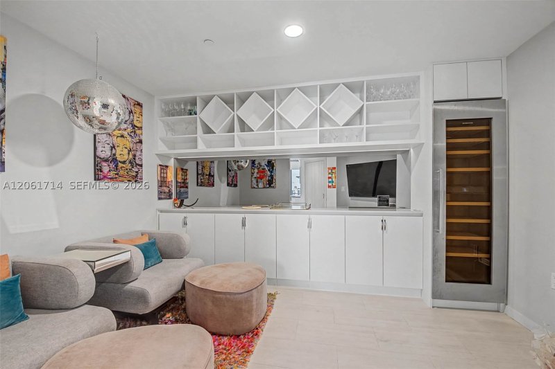 Property photo # 8