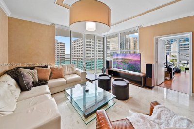 The Plaza Tower I Apt #1211