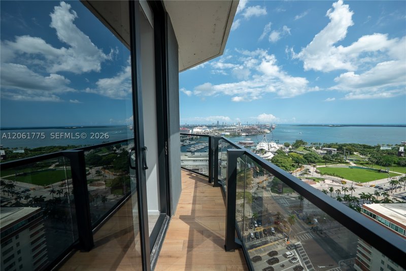 Comprar apartamento no The Elser Hotel and Residences 1615