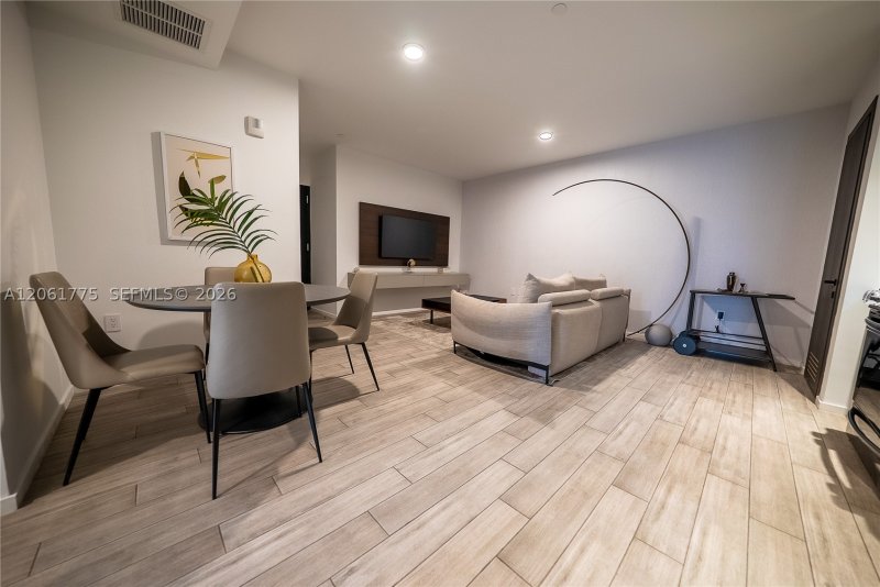 Comprar apartamento no The Elser Hotel and Residences 1615
