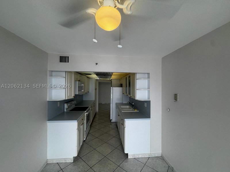 Alquiler de apartamento en Winston Towers 2110