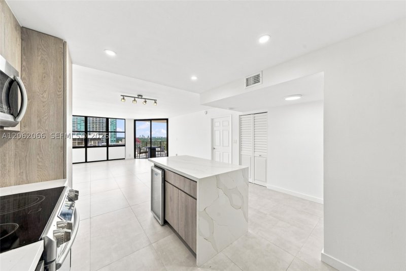 Apartment for rent at Brickell Place B2402