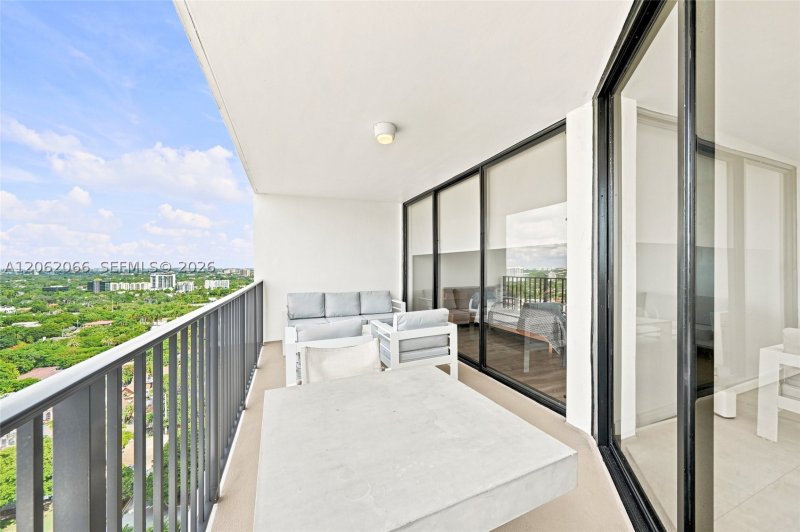 Apartment for rent at Brickell Place B2402