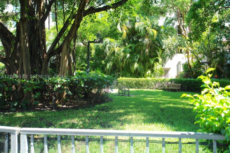 Alquiler de apartamento en Key Colony III Emerald Bay 524