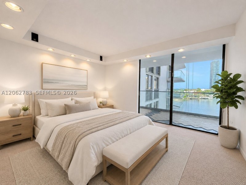 Condo for sale at Turnberry Isle 7F