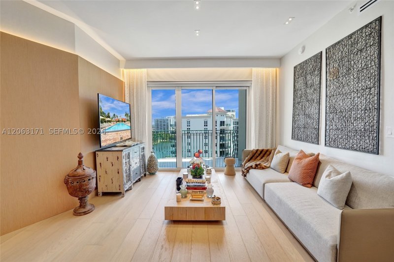 Comprar apartamento en Turnberry Village South TS16