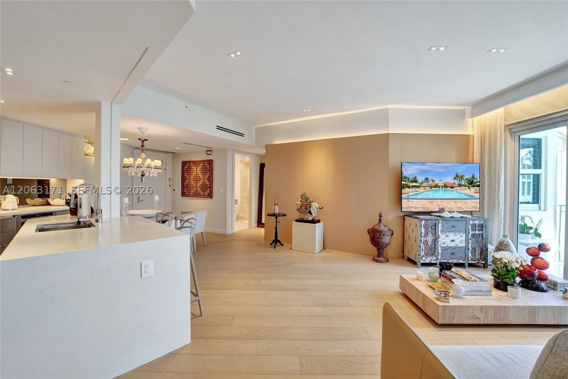 Comprar apartamento en Turnberry Village South TS16