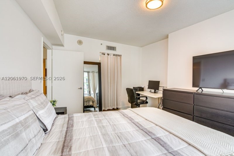 Condo for sale at Opera Tower 1909