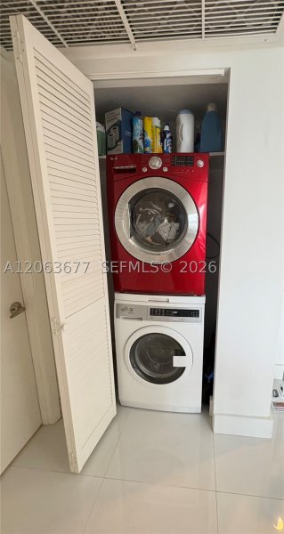 Comprar apartamento no Island Pointe 5F