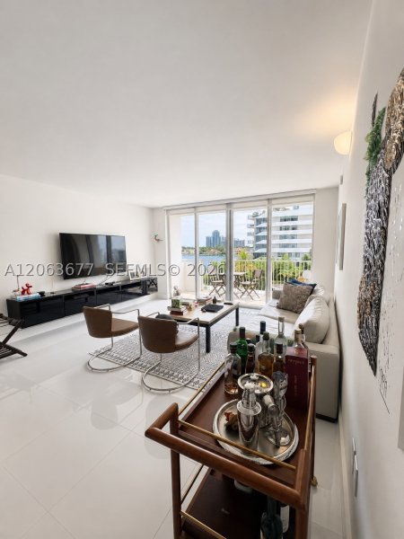 Comprar apartamento no Island Pointe 5F