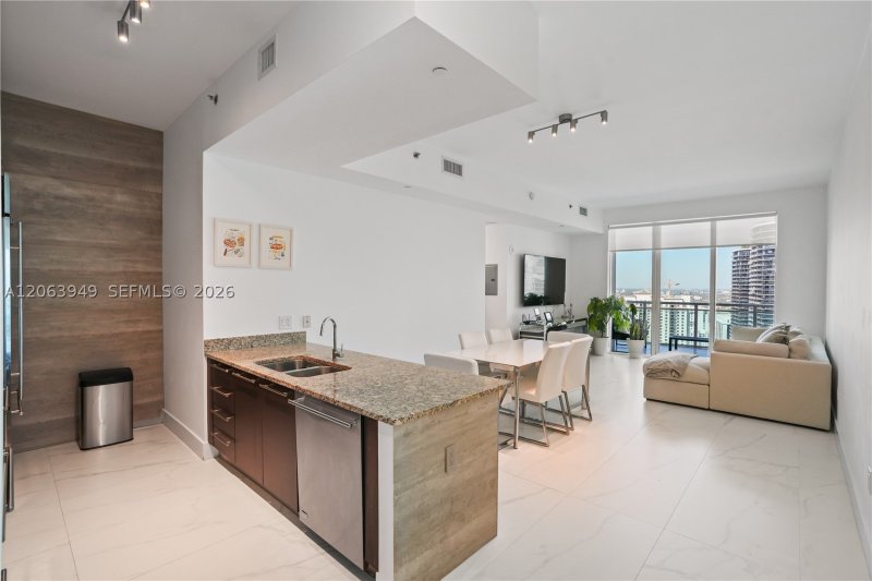 Apartment for rent at The Plaza Tower I 4101