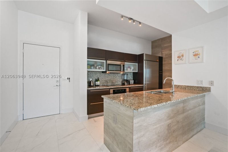 Apartment for rent at The Plaza Tower I 4101