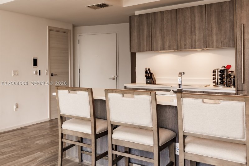 Property photo # 12
