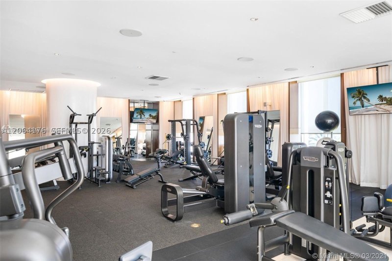 Apartment for rent at Icon South Beach 1904