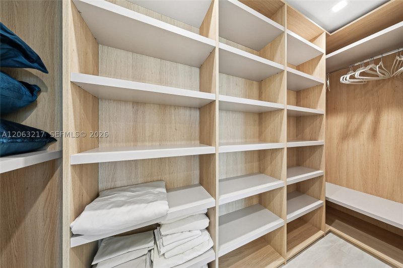Comprar apartamento no One Park Tower by Turnberry 2010