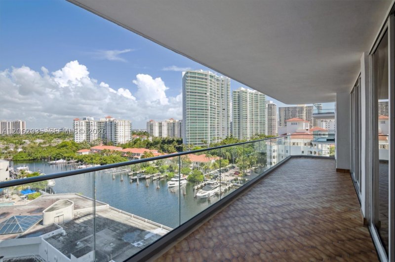Alquiler de apartamento en Turnberry Isle 12L