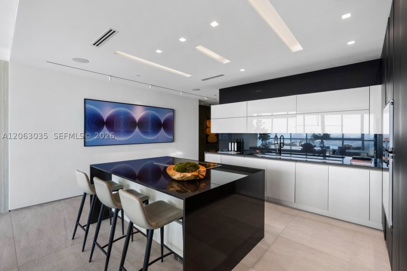 Comprar apartamento no Continuum I South 1201/1202