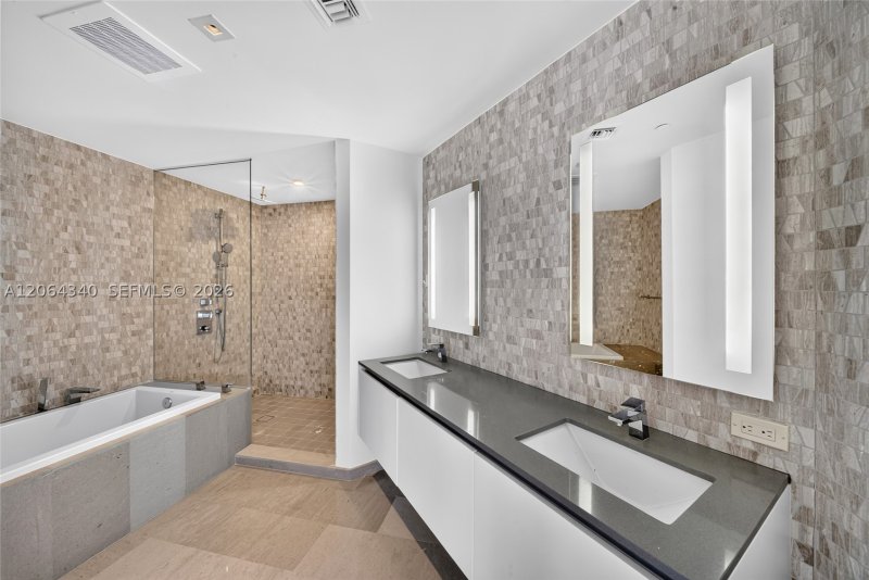Aluguel de apartamento no Brickell City Centre Reach 3311