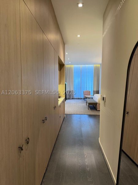Comprar apartamento no SLS Lux Brickell 309