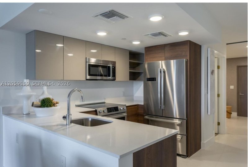 Alquiler de apartamento en The Ivory 503