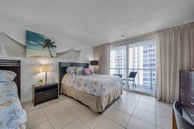 Aluguel de apartamento no Aventura Beach Club 1117