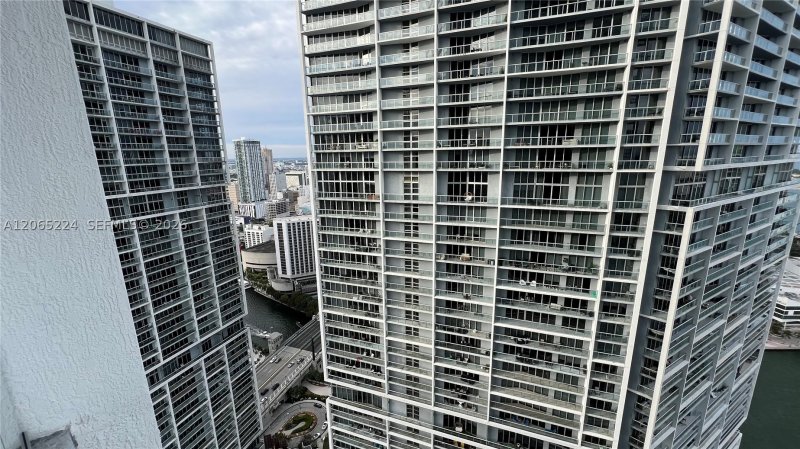 Alquiler de apartamento en Icon Brickell Tower II 4308