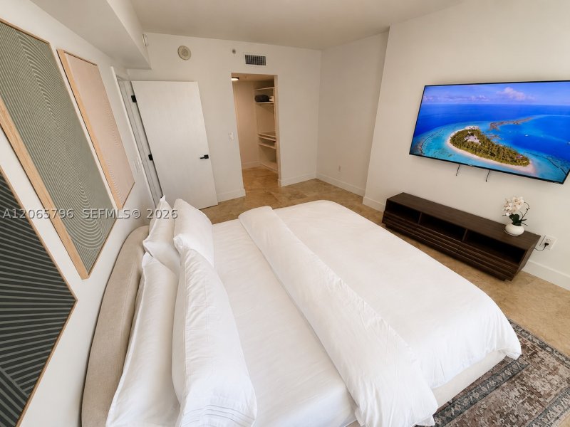 Aluguel de apartamento no Opera Tower 2809