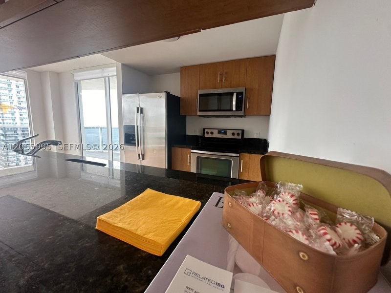 Aluguel de apartamento no 23 Biscayne Bay PH02