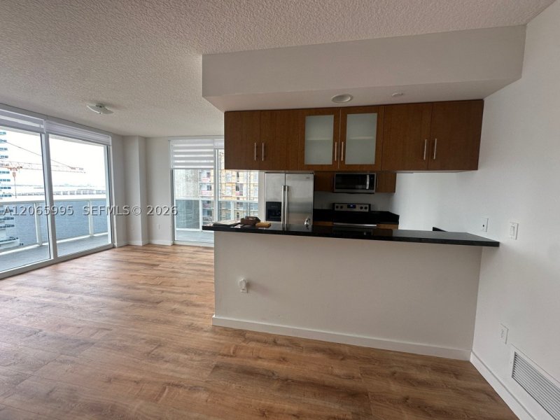 Aluguel de apartamento no 23 Biscayne Bay PH02