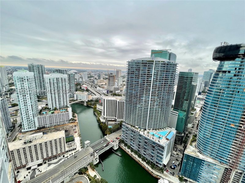 Apartment for rent at Icon Brickell Tower I 4906