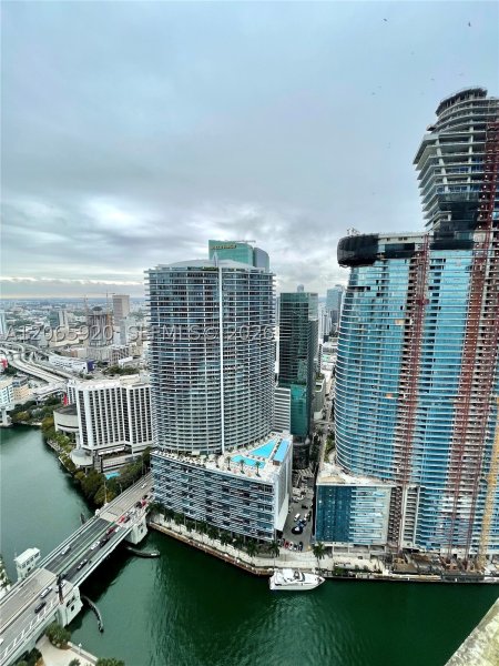 Apartment for rent at Icon Brickell Tower I 4906