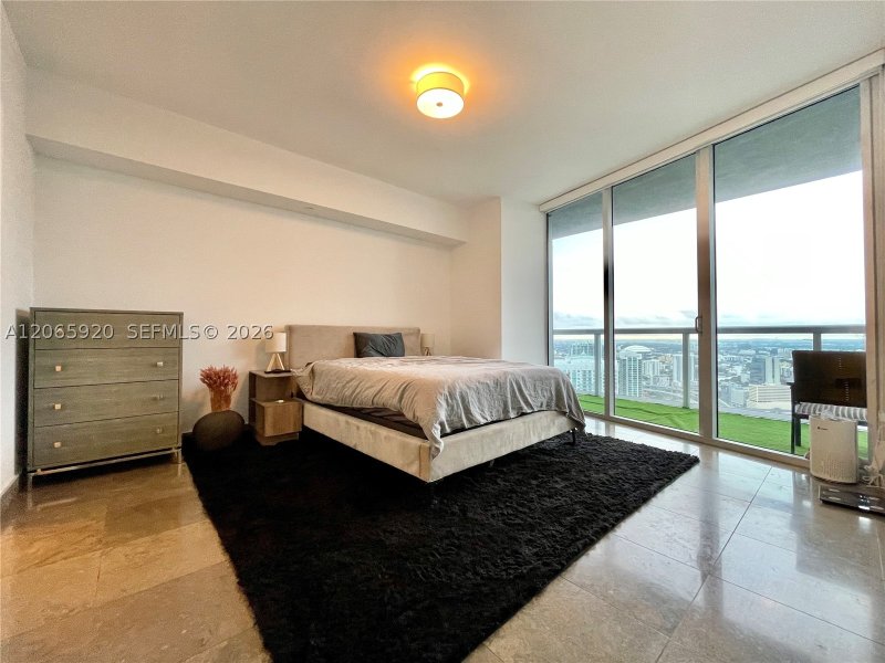 Apartment for rent at Icon Brickell Tower I 4906