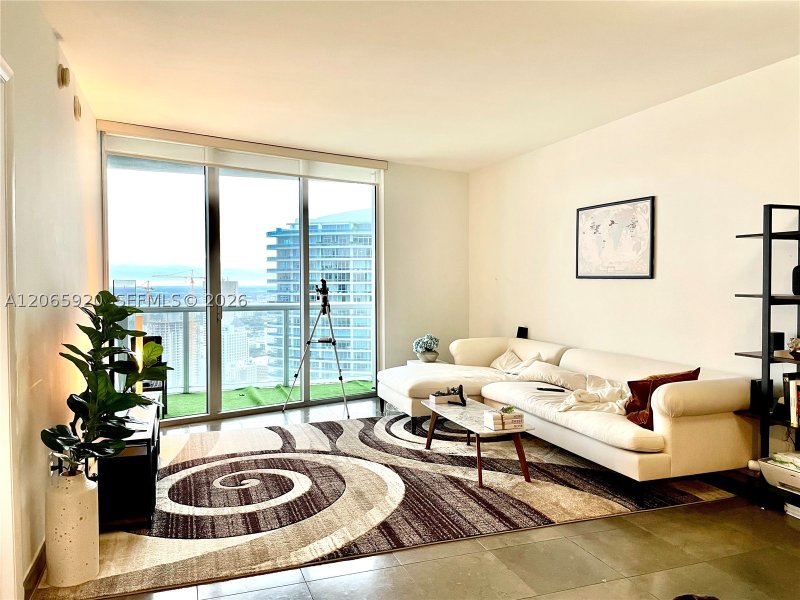 Apartment for rent at Icon Brickell Tower I 4906